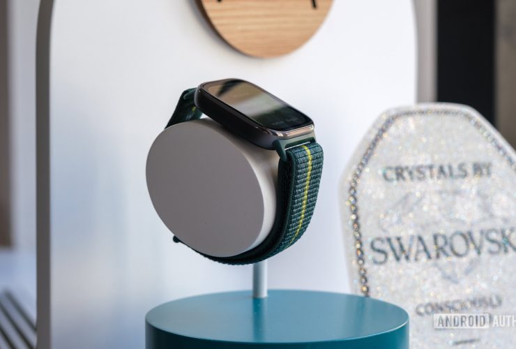 motorola-shares-eyebrow-raising-moto-watch-fit-pricing