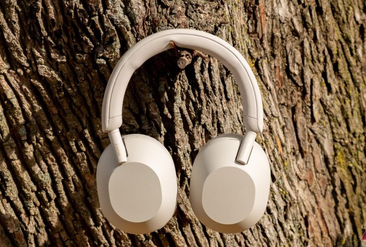 sony’s-former-flagship-headphones-just-dropped-to-an-absolute-bargain-of-a-price