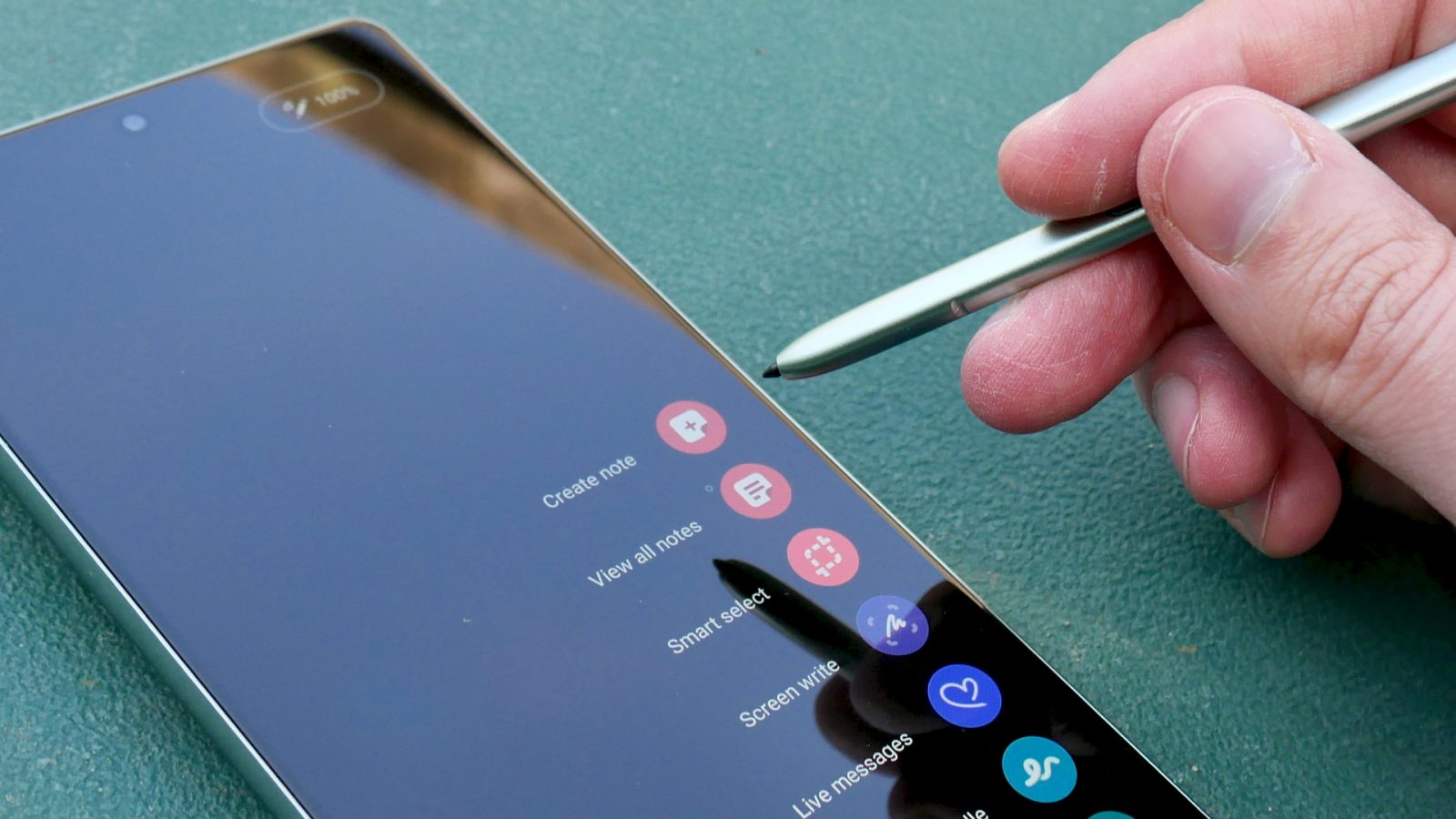 samsung-notes-finally-lets-you-use-the-app-on-any-windows-device