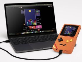 this-retro-gaming-handheld-can-now-livestream-directly-to-discord