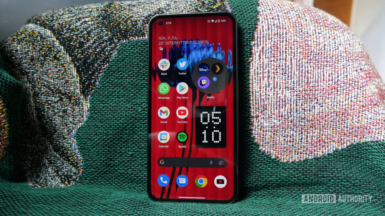 it’s-official:-the-nothing-phone-1-won’t-get-android-16