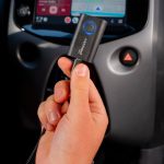 this-dongle-brings-wireless-android-auto-and-apple-carplay-to-your-car