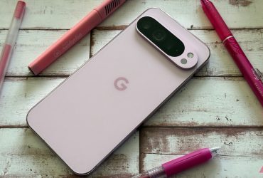 the-google-pixel-10-makes-its-first-appearance-in-the-wild-during-an-ad-shoot