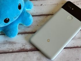 i-used-a-seven-year-old-pixel-2-xl-in-2025-and-surprisingly-survived