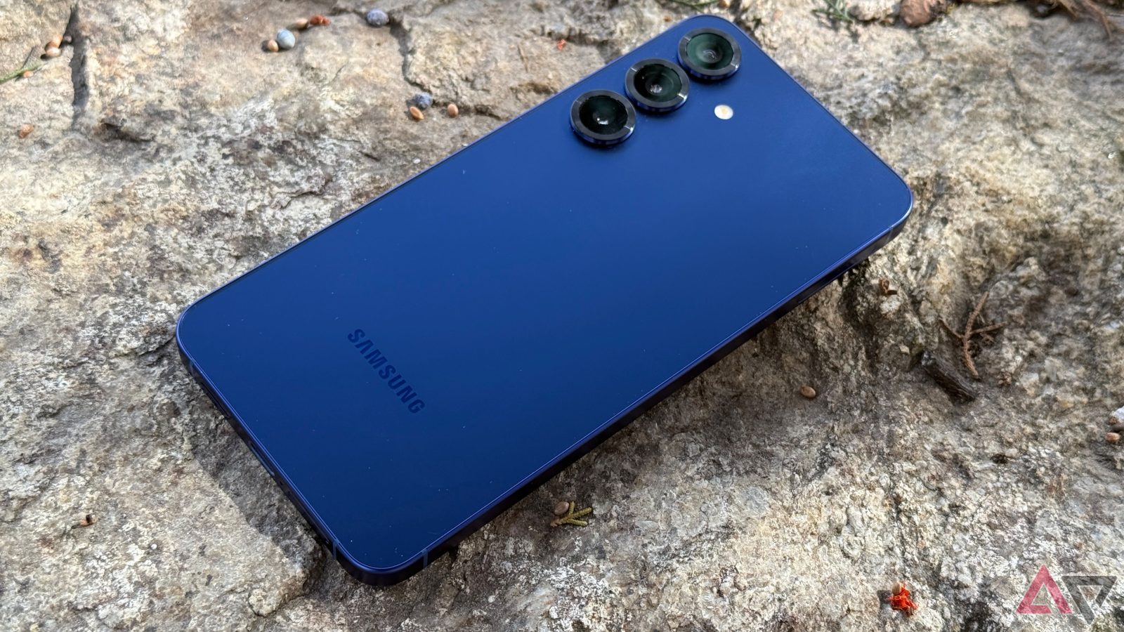 here’s-why-i’d-buy-a-samsung-galaxy-s25+-right-now