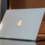 the-top-spec-2025-macbook-air-just-hit-a-record-low-price-in-the-holiday-sales