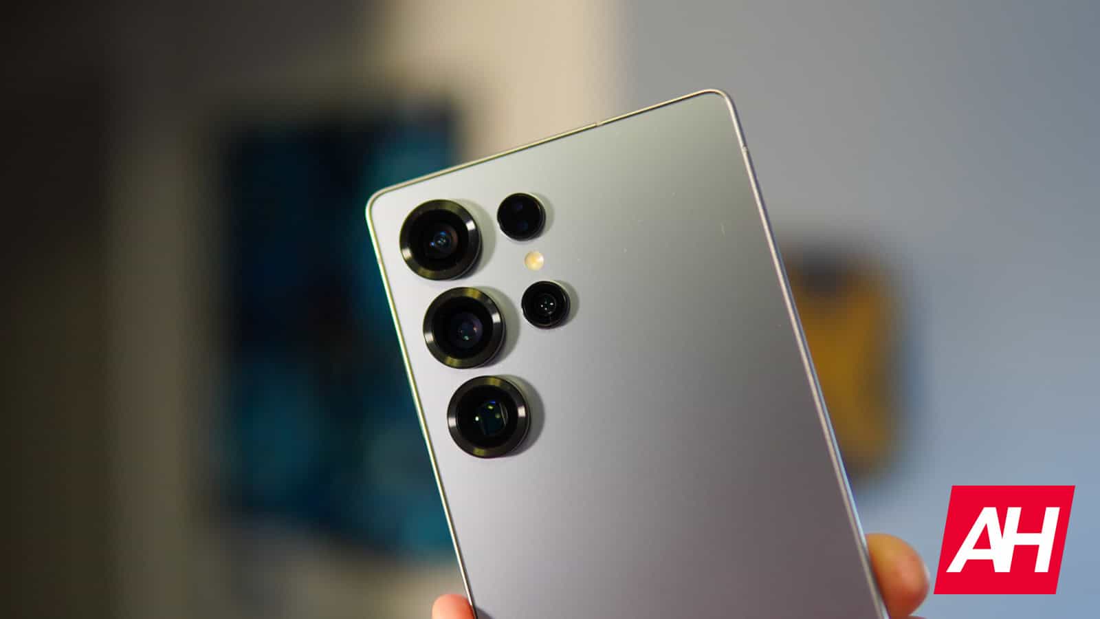 samsung-galaxy-s26-ultra-could-be-ultra-thin-thanks-to-this-change