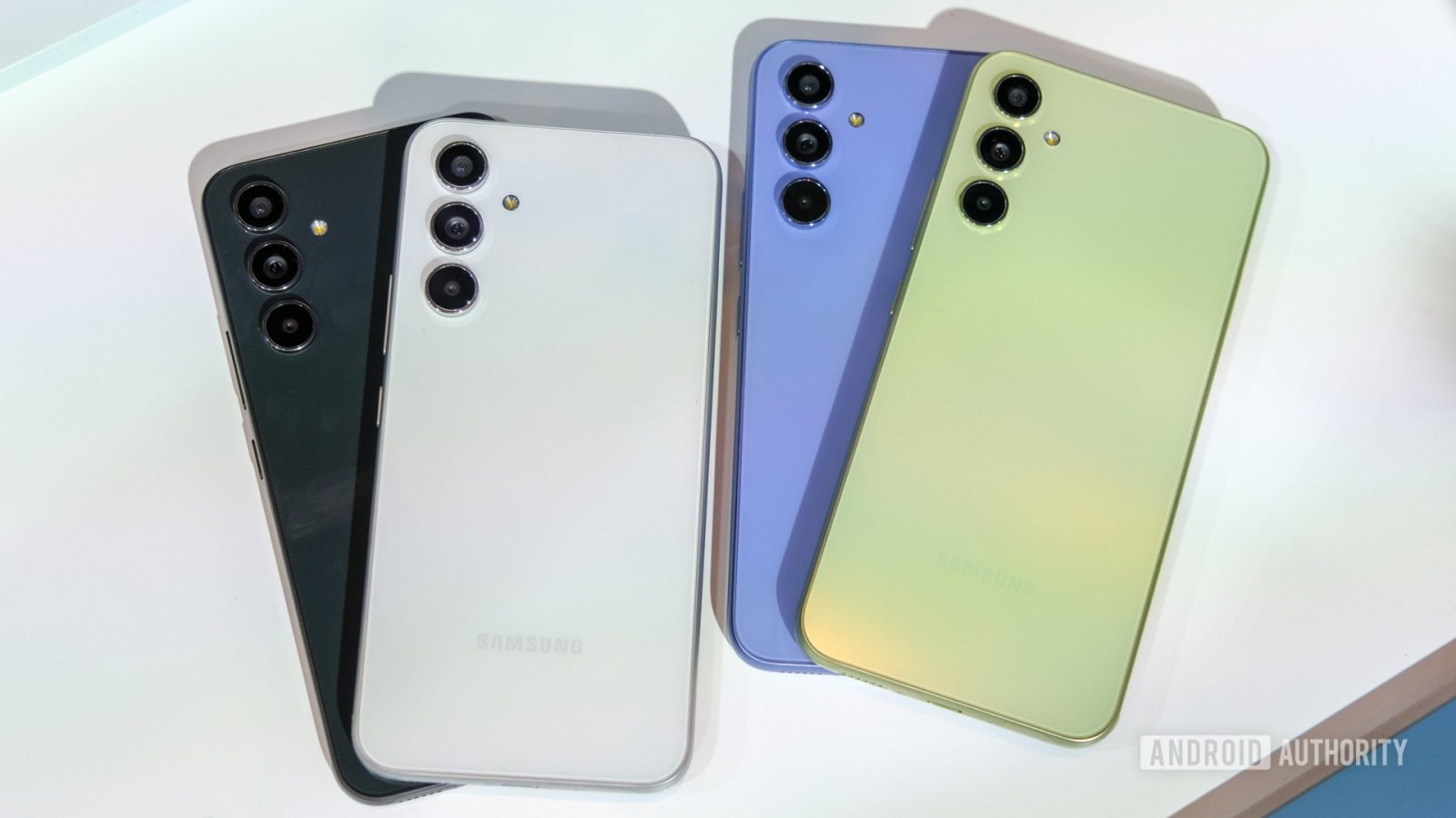 one-ui-7-is-for-more-than-just-flagships,-and-samsung’s-update-is-rolling-out-to-more-phones-now