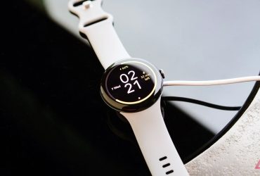 google-teases-gemini-on-pixel-watch-along-with-new-live-integrations-on-mobile