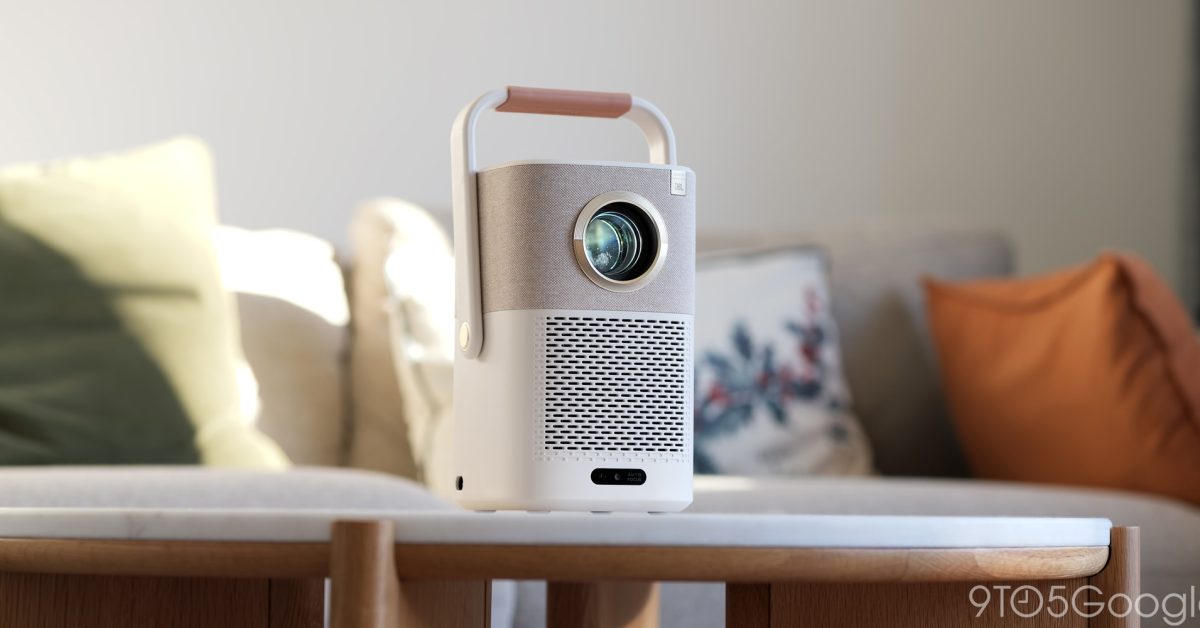 the-yaber-t2-might-need-to-be-your-next-everything-projector