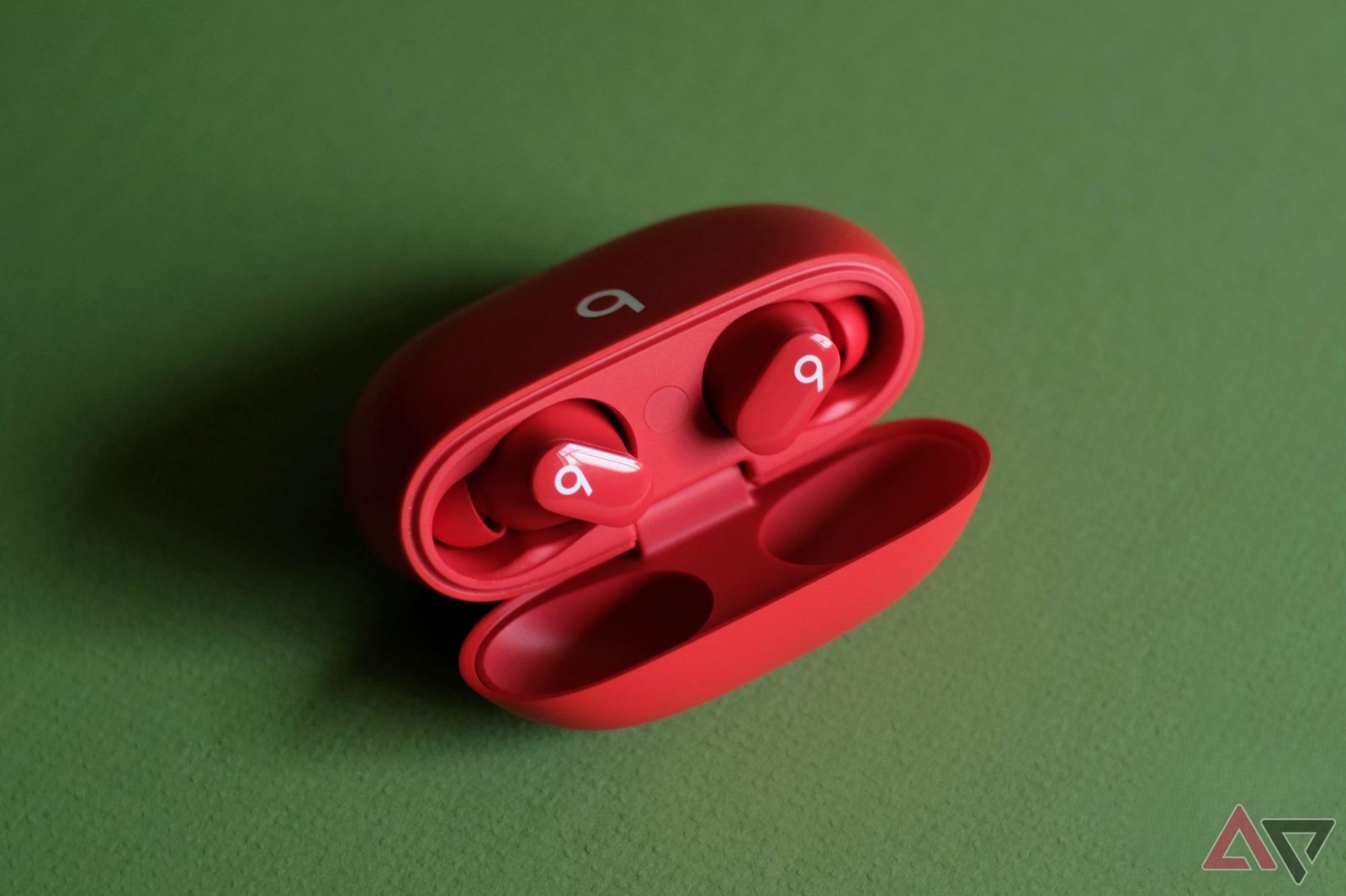 i-can’t-believe-the-beats-studio-buds-are-currently-$70,-an-incredible-savings-of-53%