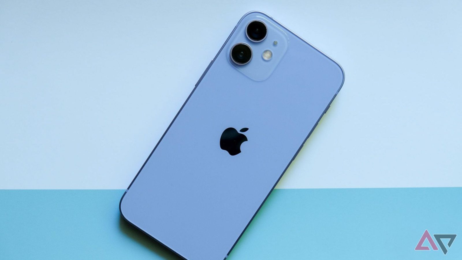 gemini-live’s-coolest-trick-is-no-longer-android-exclusive