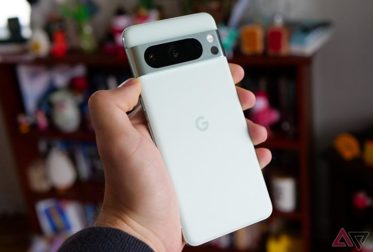 get-a-free-pixel-watch-2-and-case-with-this-pixel-8-pro-bundle-that’s-just-$599
