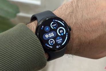 wear-os-6-is-supercharging-the-always-on-display-with-media-controls-and-more