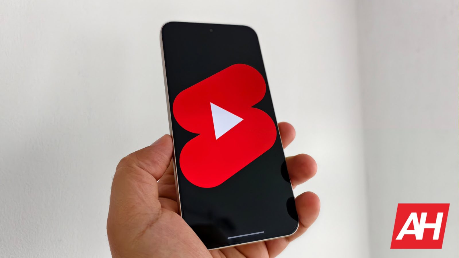 google-is-bringing-one-of-its-most-useful-tools-to-youtube-shorts