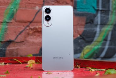 if-ultra-thin-phones-are-the-future,-i-hope-they-learn-from-the-galaxy-s25-edge’s-biggest-mistakes