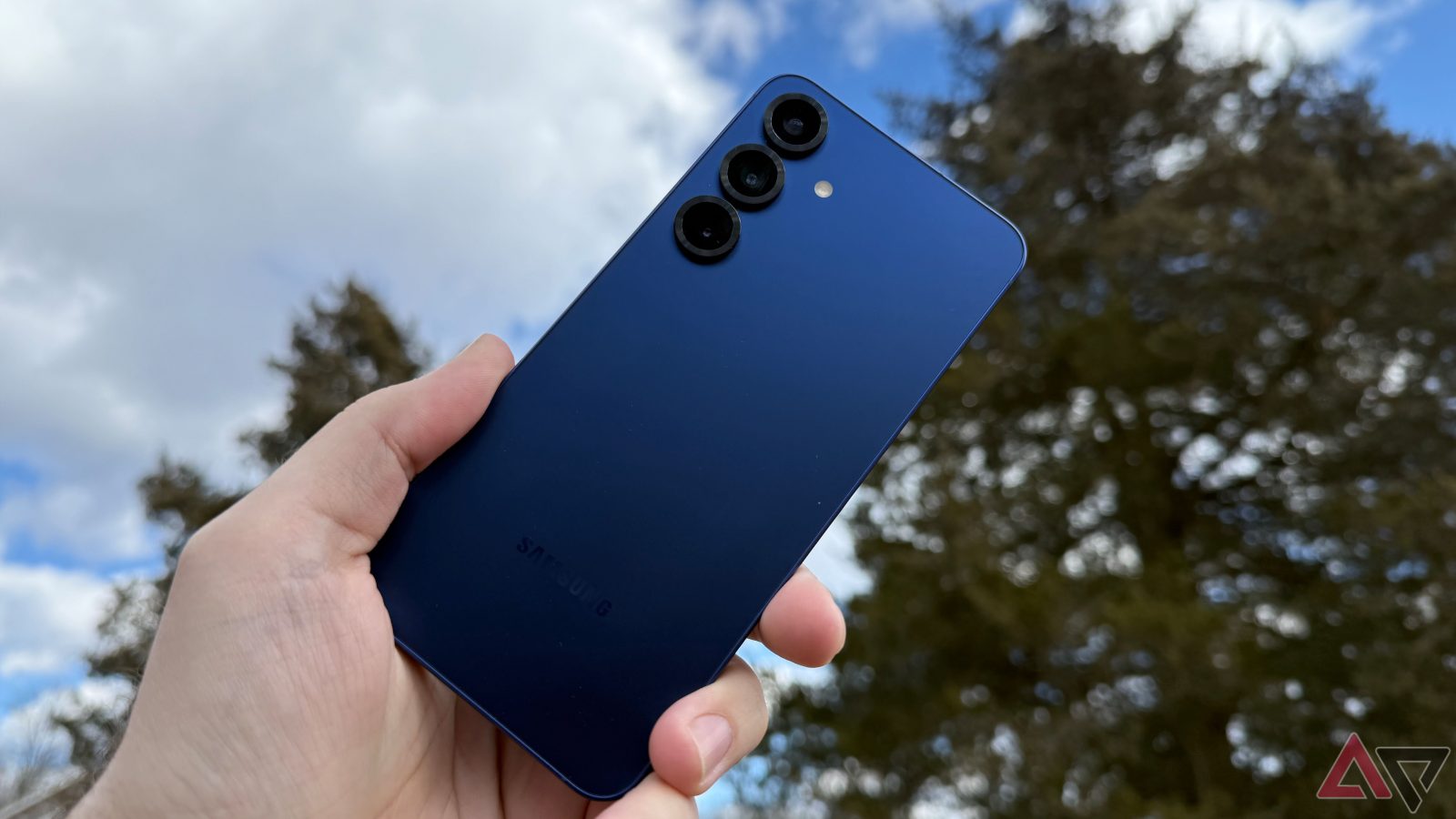 the-samsung-galaxy-s25+-is-free-with-this-at&t-trade-in-deal