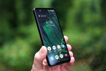 compact-android-phones-might-be-gone-for-good-soon,-and-it-could-be-all-apple’s-fault