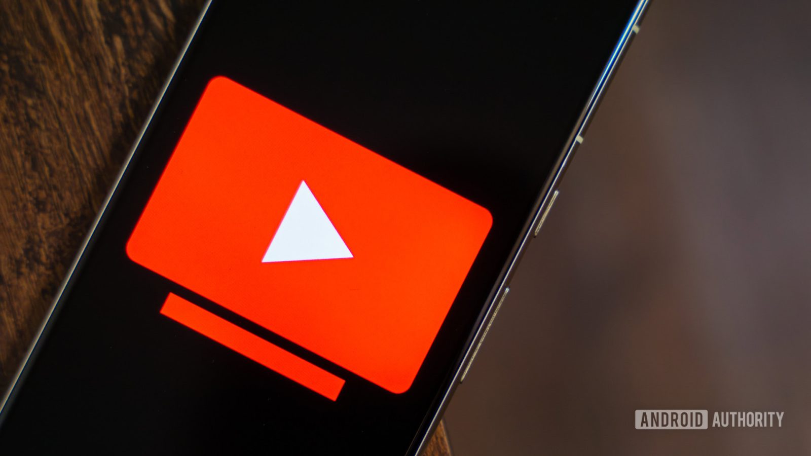 youtube-confirms-android-app-bug-affecting-navigation-bar