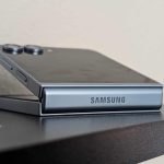 samsung-galaxy-z-flip-7-fe-says-no-to-bright-colors