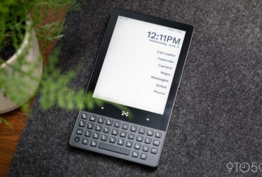 review:-the-minimal-phone-wants-you-to-hate-phones,-and-it-works