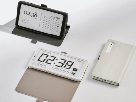 score-this-android-powered-pocket-sized-e-reader-for-its-best-price-yet