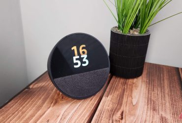 the-best-tabletop-smart-speaker-is-a-bargain-at-$65-while-this-echo-spot-deal-lasts