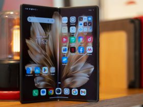 move-over-regular-flagships,-the-first-dust-resistant-and-waterproof-foldable-is-coming