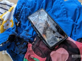 disturbing-photos-show-yet-another-pixel-6a-melting-due-to-battery-overheating