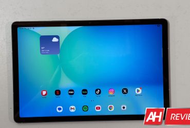 samsung-galaxy-tab-s10-fe-ultimate-review:-big-screen,-small-price,-great-software