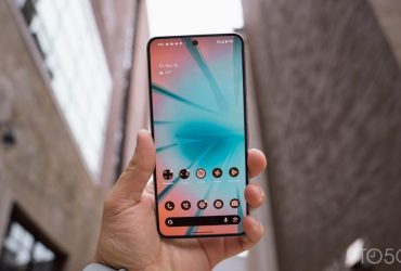 pixel-launcher-starts-rolling-out-ai-mode-shortcut-for-google-search-bar