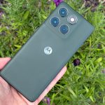 the-motorola-edge-2025-is-my-carrier-discount-darling