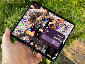 the-google-pixel-fold-broke-my-heart-at-launch-but-won-it-back-completely