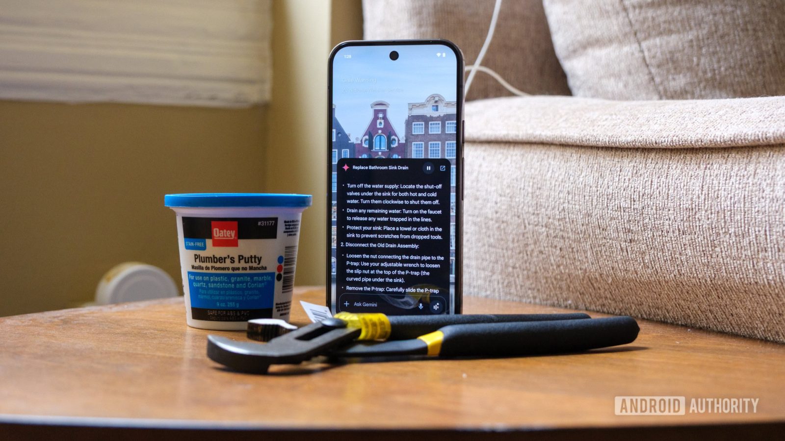 gemini-could-soon-rival-chatgpt-with-its-new-privacy-feature-(apk-teardown)