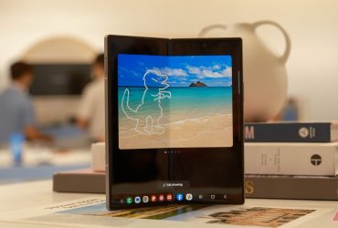 galaxy-z-fold-7-is-samsung’s-slimmest-and-lightest-foldable-yet