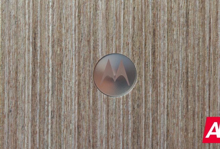 motorola’s-next-high-end-phone-leaks-—-but-it’s-coming-in-2026