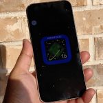 what’s-going-on-with-extra-dim-on-pixel-phones-running-android-16?