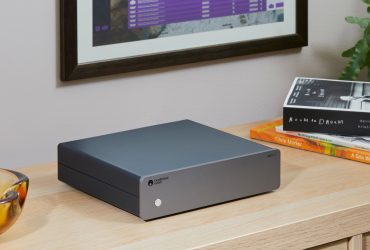 the-cambridge-audio-mxw70-fits-big-power-into-a-small-package