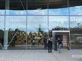 google-won’t-be-showing-the-pixel-10-to-superfans-this-month,-after-all