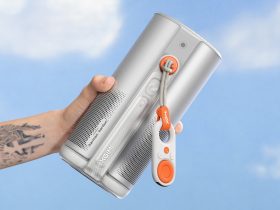 xgimi’s-new-portable-google-tv-projectors-pack-a-punch-in-a-small-package