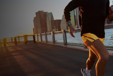 garmin’s-best-smartwatch-is-at-its-lowest-price-ever-with-this-forerunner-265-deal