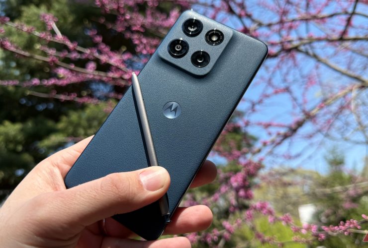 i-love-using-the-moto-g-stylus-2025,-and-now-you-can-get-one-for-$30