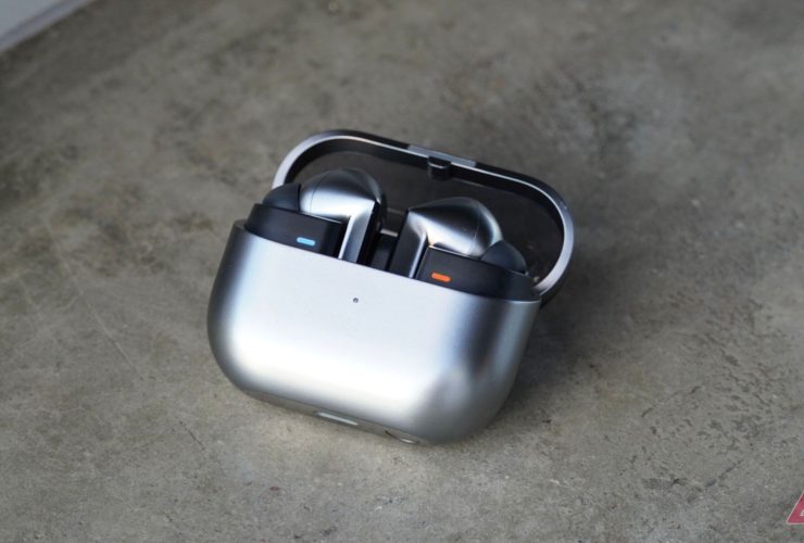 the-samsung-galaxy-buds-3-pro-are-an-absolute-steal-right-now