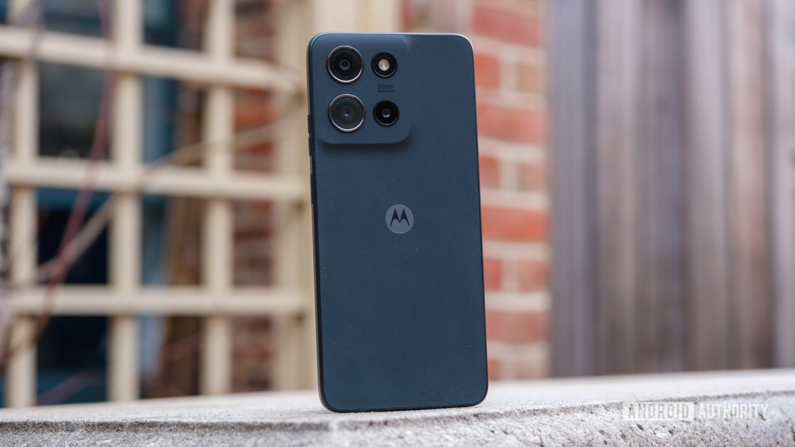 motorola-confirms-android-16-is-coming-to-these-phones