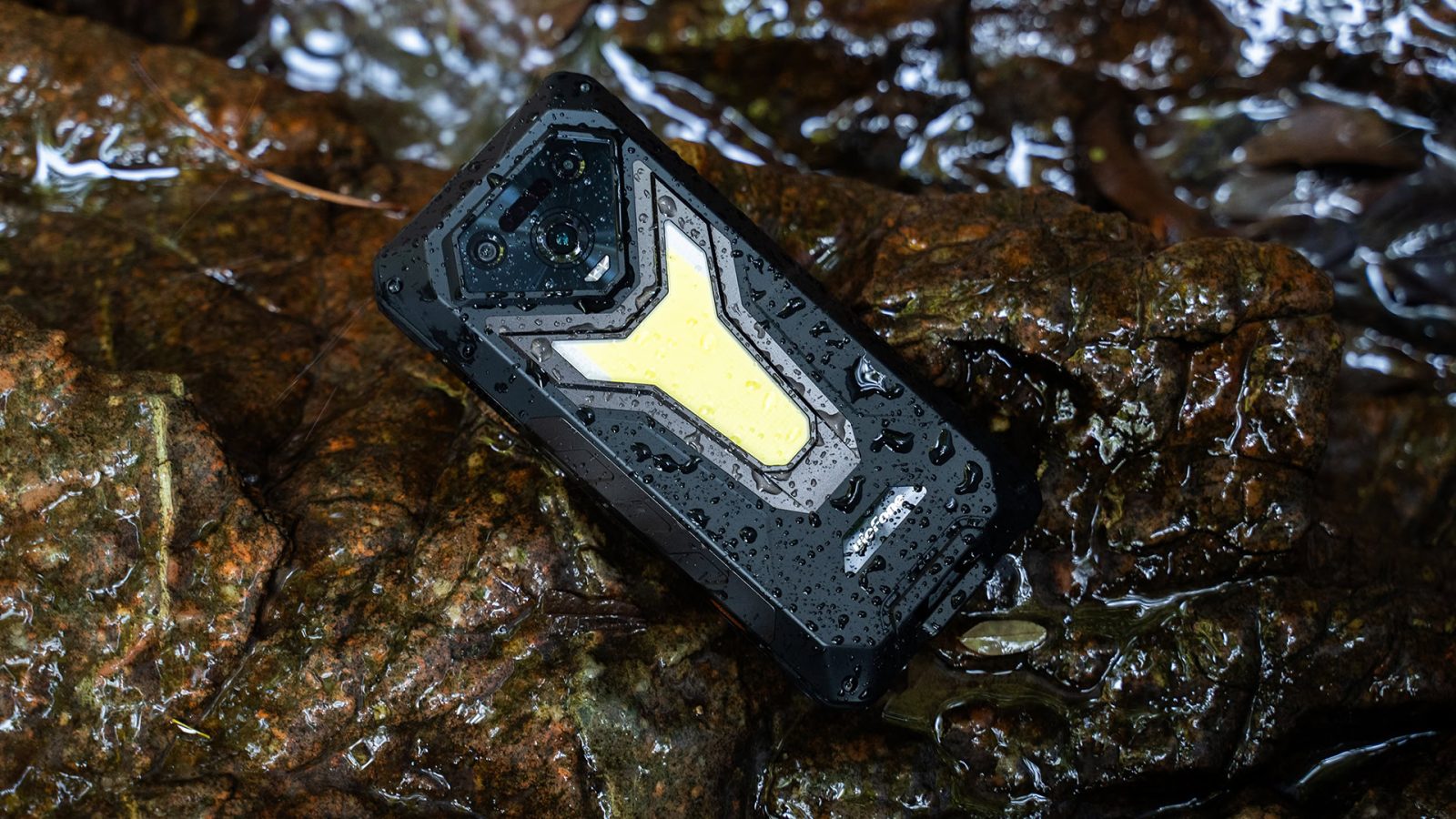 ulefone-armor-34-pro-is-now-available:-projector,-25,500mah-battery-&-a-launch-discount