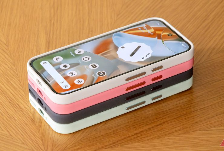 your-pixel-9-case-definitely-won’t-fit-the-pixel-10