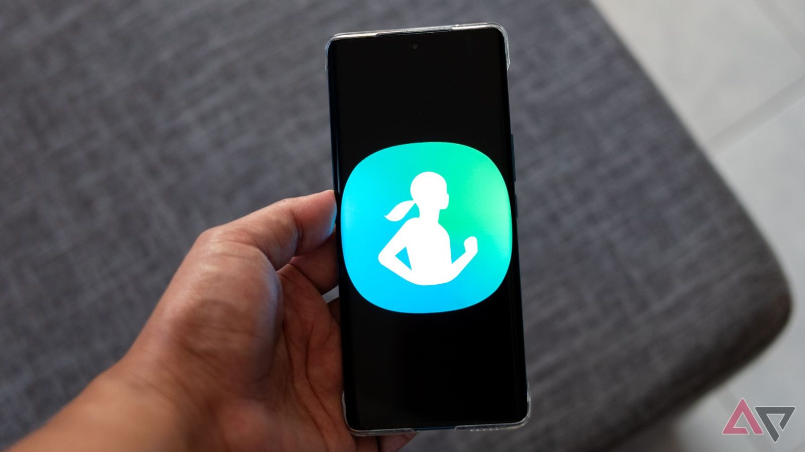 samsung-health-may-adopt-a-fitbit-style-subscription-model
