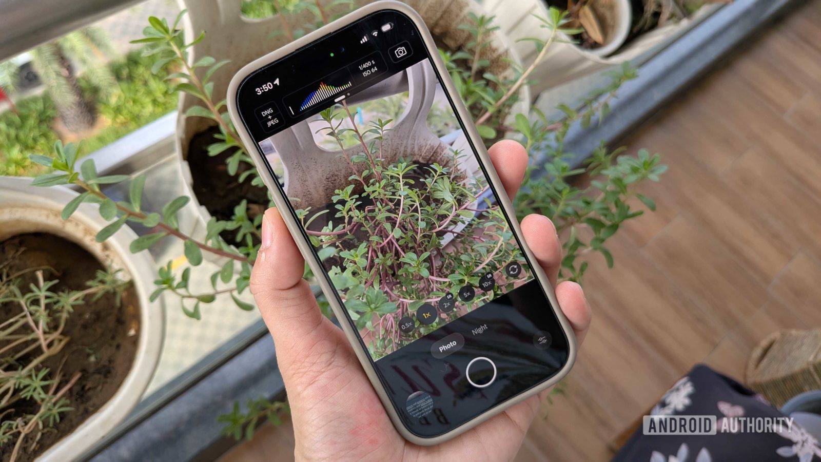 indigo-is-a-new-camera-app-by-the-guys-who-made-the-pixel-and-google-camera-apps