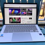 this-deal-knocks-$100-off-one-of-our-favorite-chromebooks,-and-it’s-packed-with-power