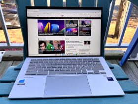 this-deal-knocks-$100-off-one-of-our-favorite-chromebooks,-and-it’s-packed-with-power